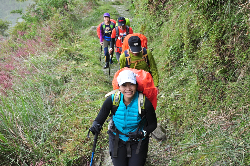 DSC_8247.JPG - 201609玉山主東峰