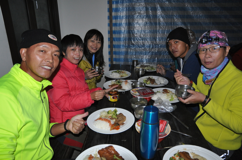 DSC_8440.JPG - 201609玉山主東峰