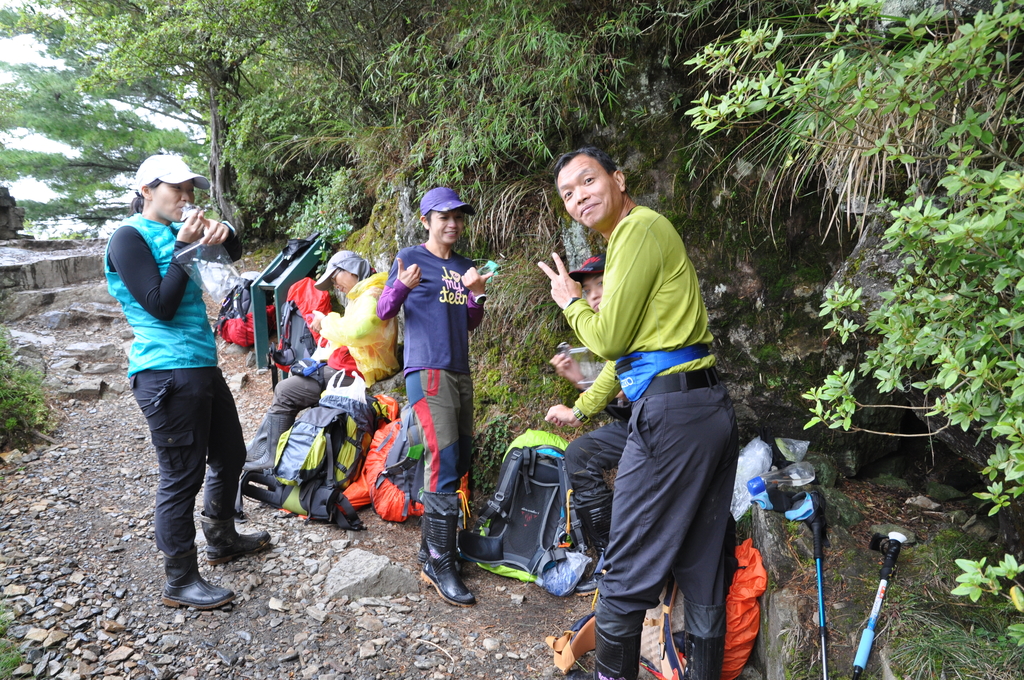 DSC_8378.JPG - 201609玉山主東峰